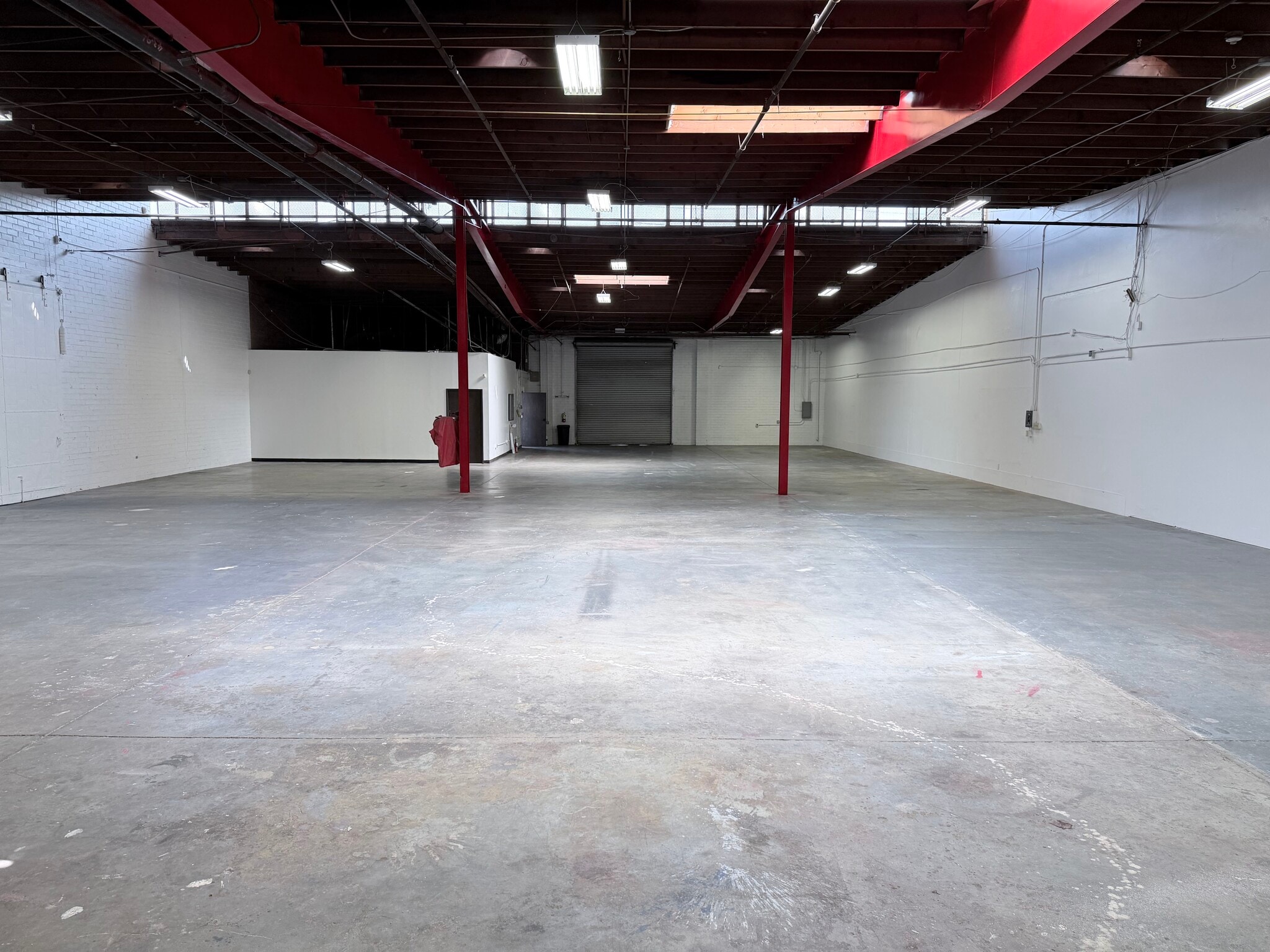 16221 S Maple Ave, Gardena, CA for lease Interior Photo- Image 1 of 8