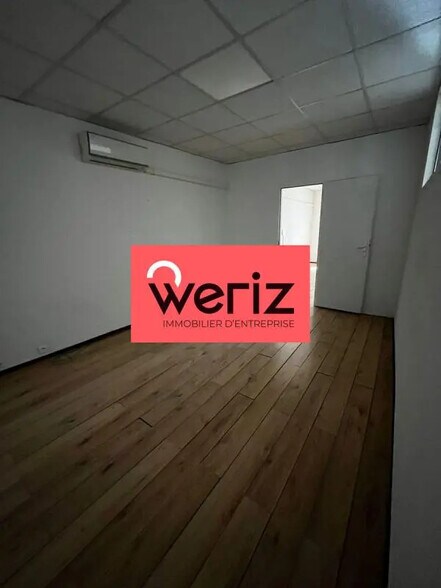 Flex in La Ciotat for lease - Interior Photo - Image 3 of 7