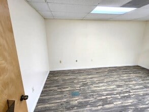 4951 Babcock St, Palm Bay, FL for lease Interior Photo- Image 2 of 7