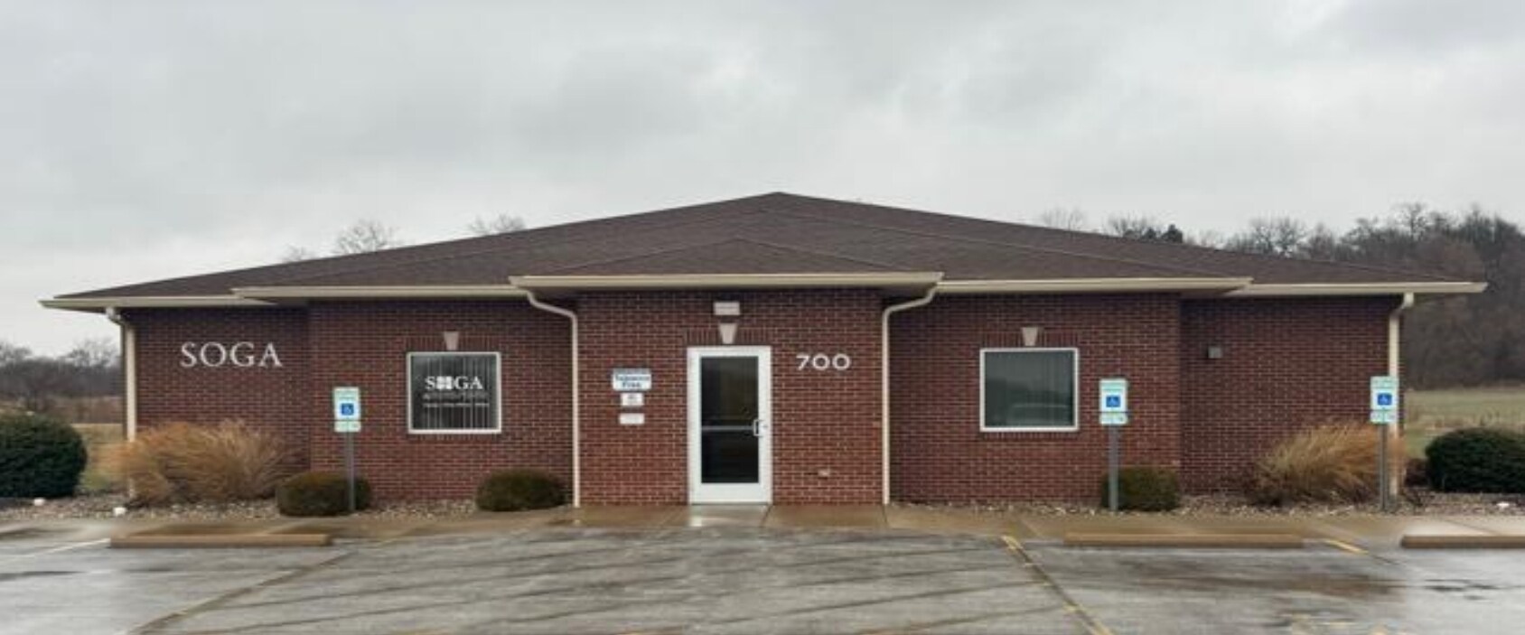 700 S Dewey St, Greenville, IL for lease Primary Photo- Image 1 of 9