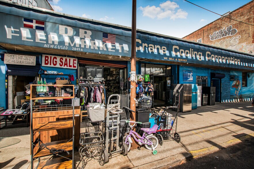 2849 Fulton St, Brooklyn, NY à vendre - Photo du bâtiment - Image 1 de 26