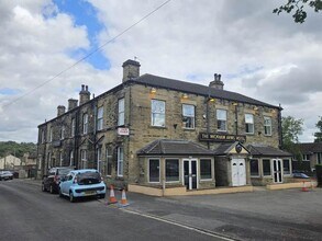 15 St. Peg Ln, Cleckheaton à louer Photo du bâtiment- Image 1 de 3
