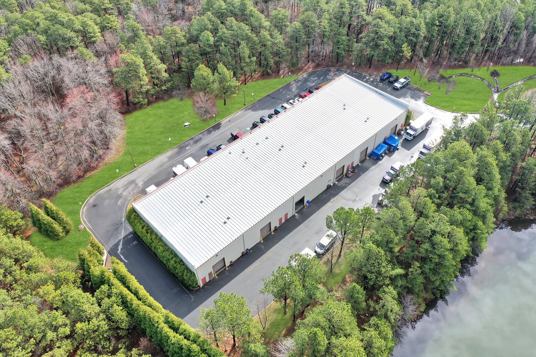 56 Progress Pl, Jackson, NJ à louer Photo du bâtiment- Image 1 de 13