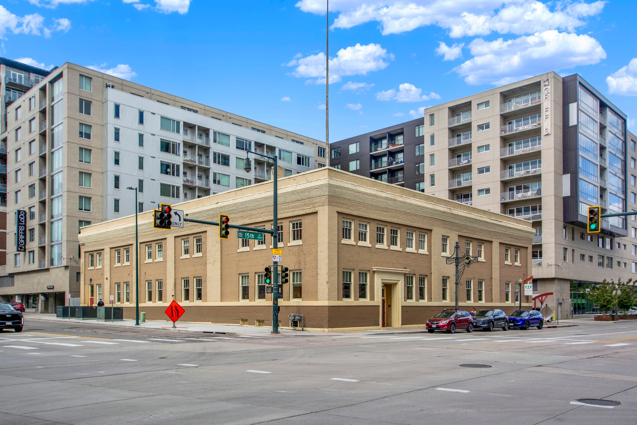 1800 15th St, Denver, CO à vendre Photo du bâtiment- Image 1 de 19