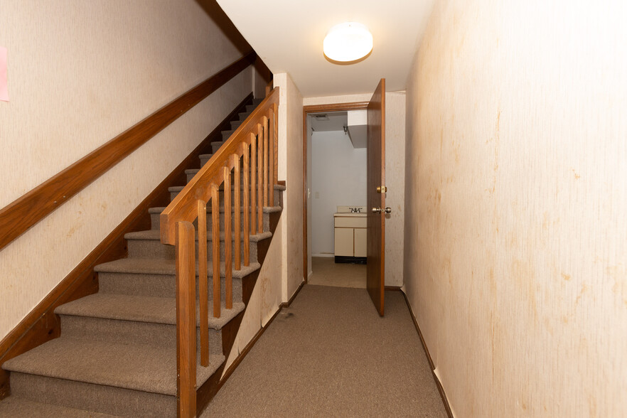 1150-1190 W St Georges Ave, Linden, NJ for sale - Interior Photo - Image 2 of 39