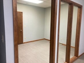 119 N Jackson St, Charles City, IA à louer Photo intérieure- Image 2 de 10