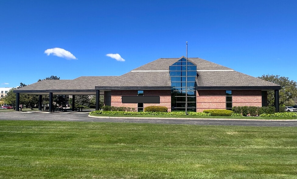 2260 Jolly Oak Rd, Okemos, MI for sale - Building Photo - Image 1 of 3