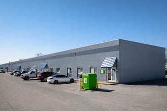 5222-5232 Tractor Rd, Toledo, OH for lease Interior Photo- Image 1 of 7