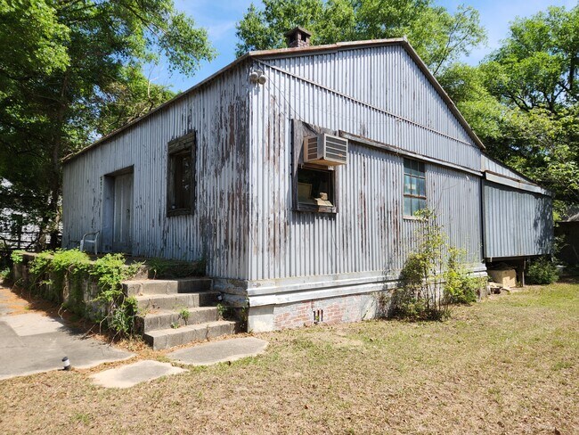 Plus de détails pour 415 S Memorial Ave, Walterboro, SC - Industriel à vendre