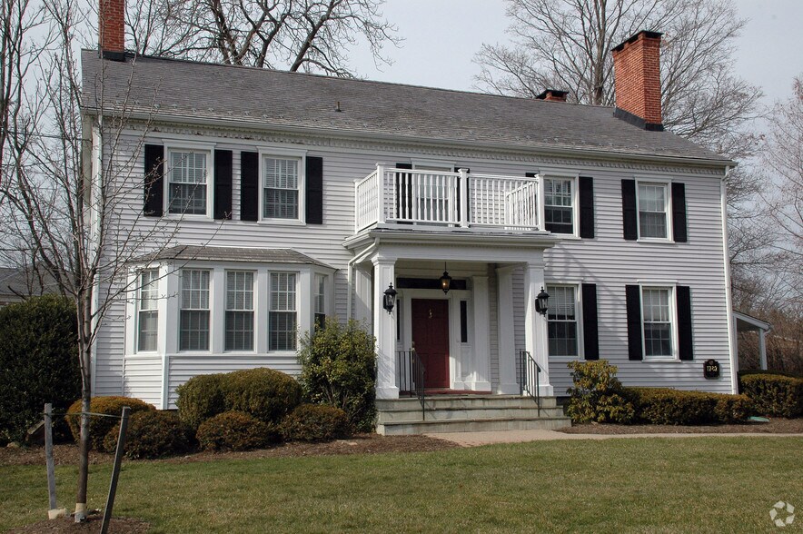 555 E Main St, Chester, NJ for lease - Building Photo - Image 2 of 6