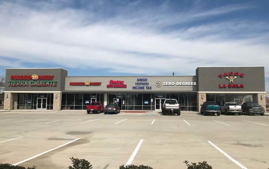 1111 Spencer Hwy, South Houston, TX for sale - Building Photo - Image 2 of 9