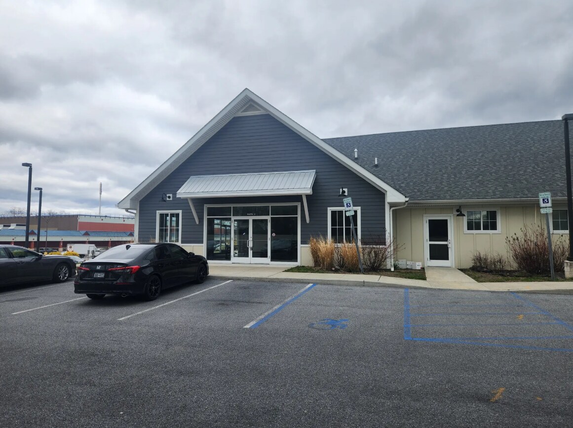 2555 South Rd, Poughkeepsie, NY for lease Building Photo- Image 1 of 7
