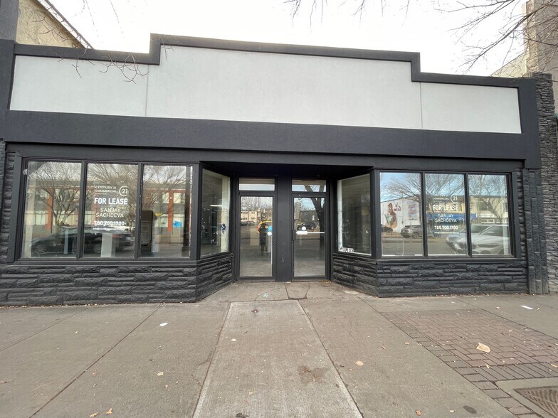 10133 82nd Ave NW, Edmonton, AB à louer - Photo du bâtiment - Image 2 de 3