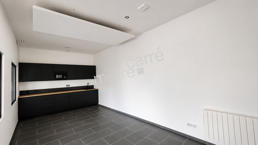 30 Rue Maurice Daniel, Saint-Sébastien-sur-Loire à louer - Photo du bâtiment - Image 3 de 3