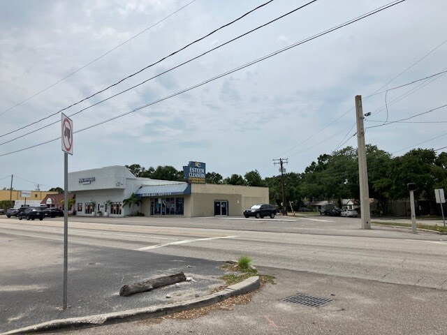 More details for 4223 Henderson Blvd, Tampa, FL - Retail for Sale