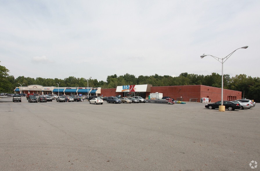 1251 State Route 29, Greenwich, NY for lease - Primary Photo - Image 3 of 5