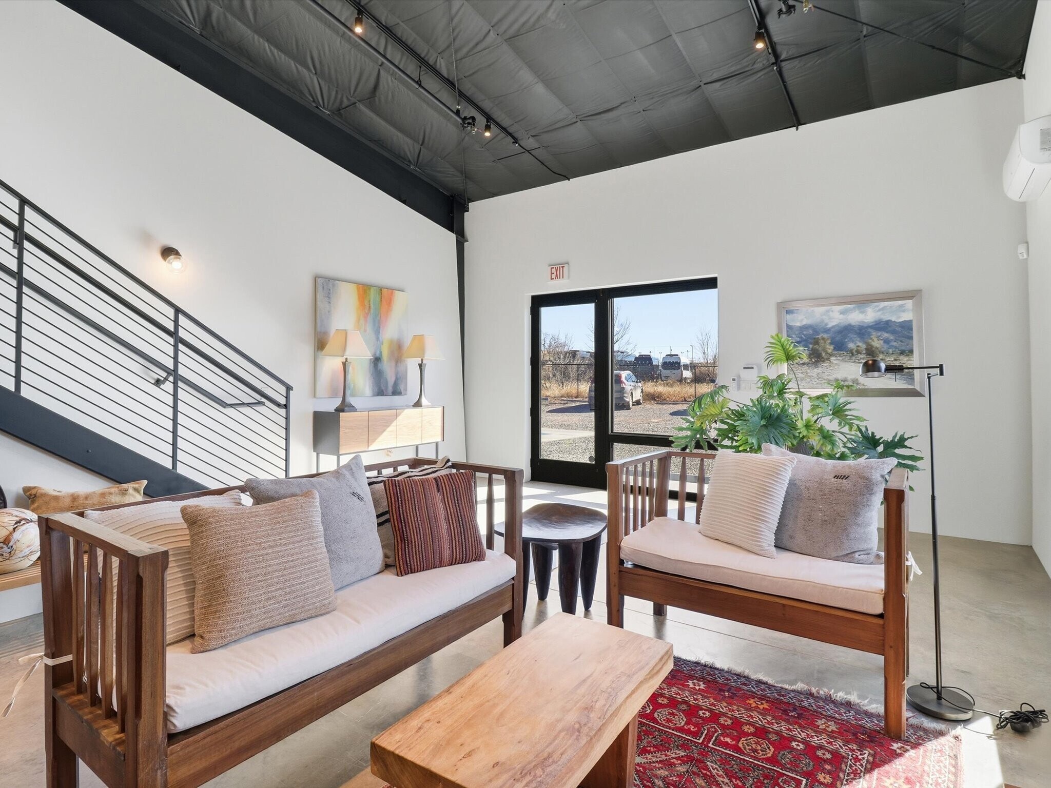 1728 Camino Carlos Rey, Santa Fe, NM for lease Primary Photo- Image 1 of 41