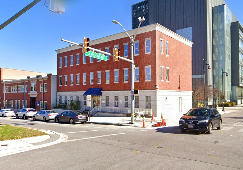 901 N Broadway, Baltimore, MD for sale - Building Photo - Image 2 of 5