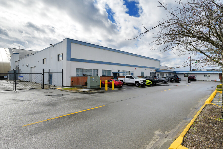 3220 100th St SW, Everett, WA for lease - Building Photo - Image 3 of 23
