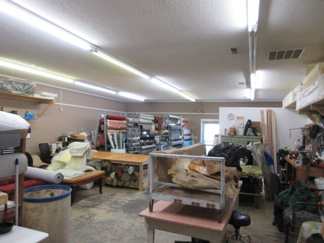 1785 Peach Orchard Rd, Sumter, SC for sale - Interior Photo - Image 3 of 5