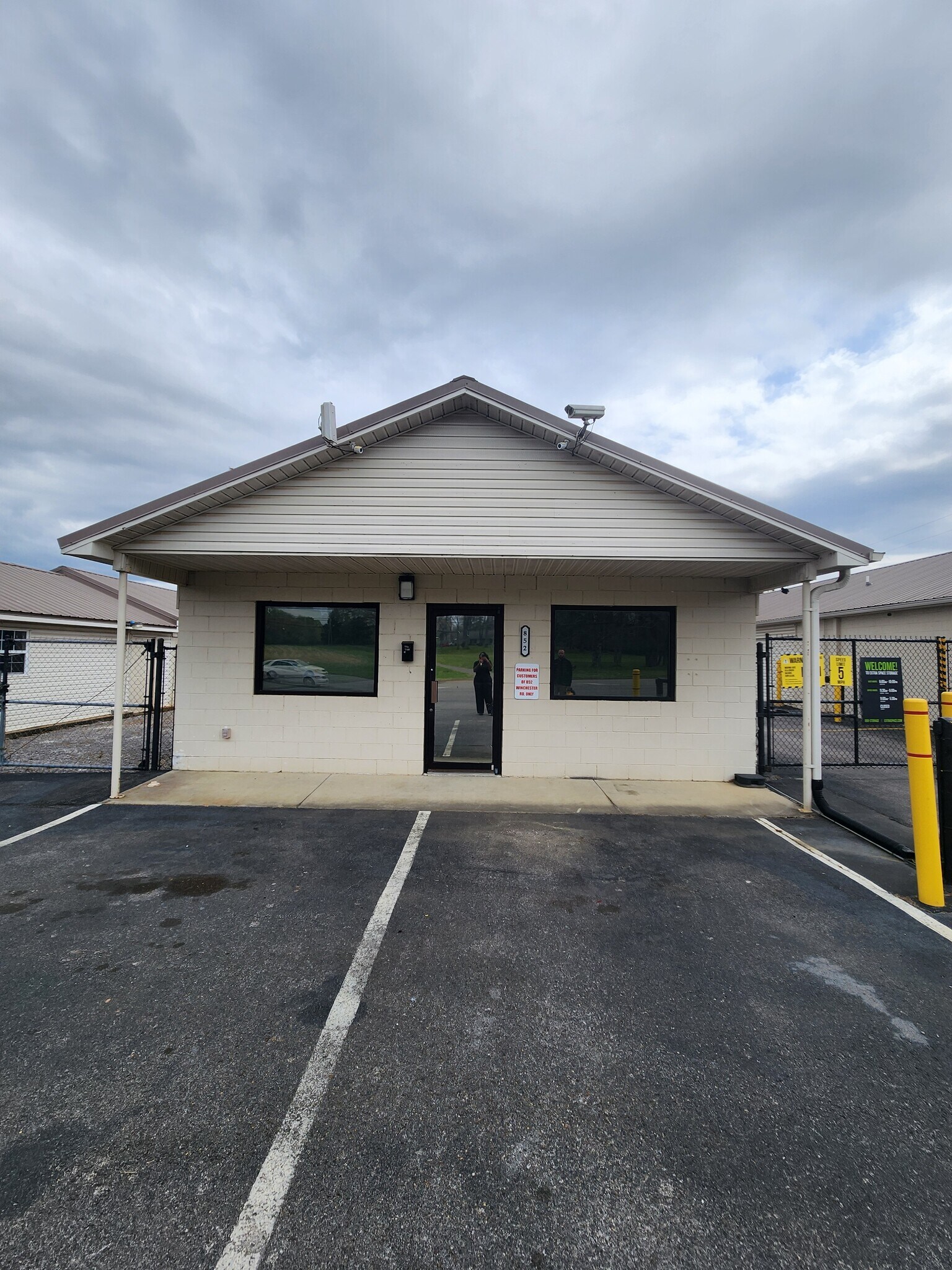 850 Winchester Rd NE, Huntsville, AL for lease Interior Photo- Image 1 of 7