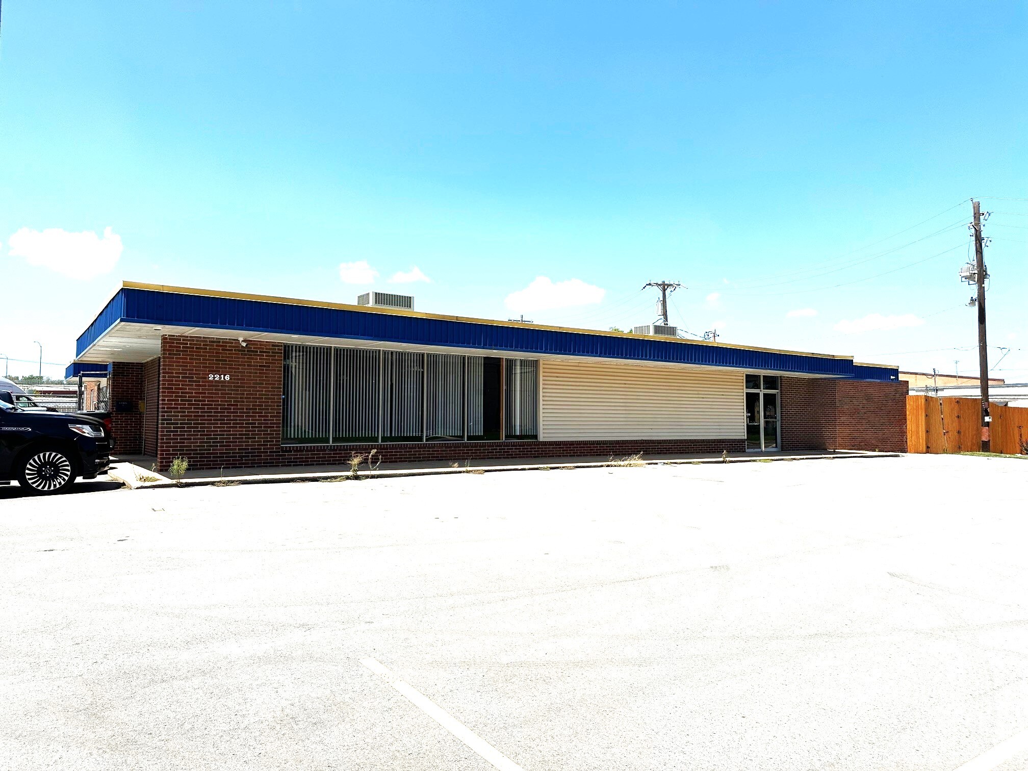 1307 W 22nd Pl, Tulsa, OK for lease Building Photo- Image 1 of 14