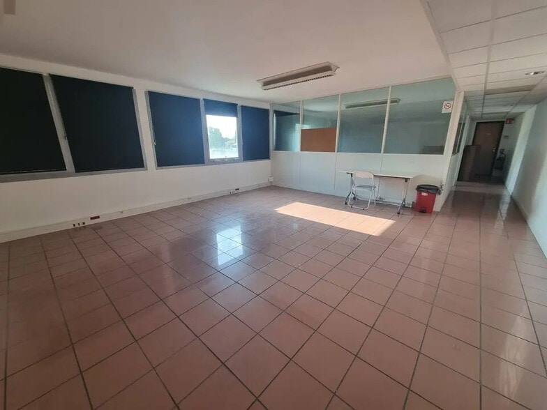 365 Rue Maurice Aicardi Lejard, Aix-en-Provence for lease - Building Photo - Image 2 of 12