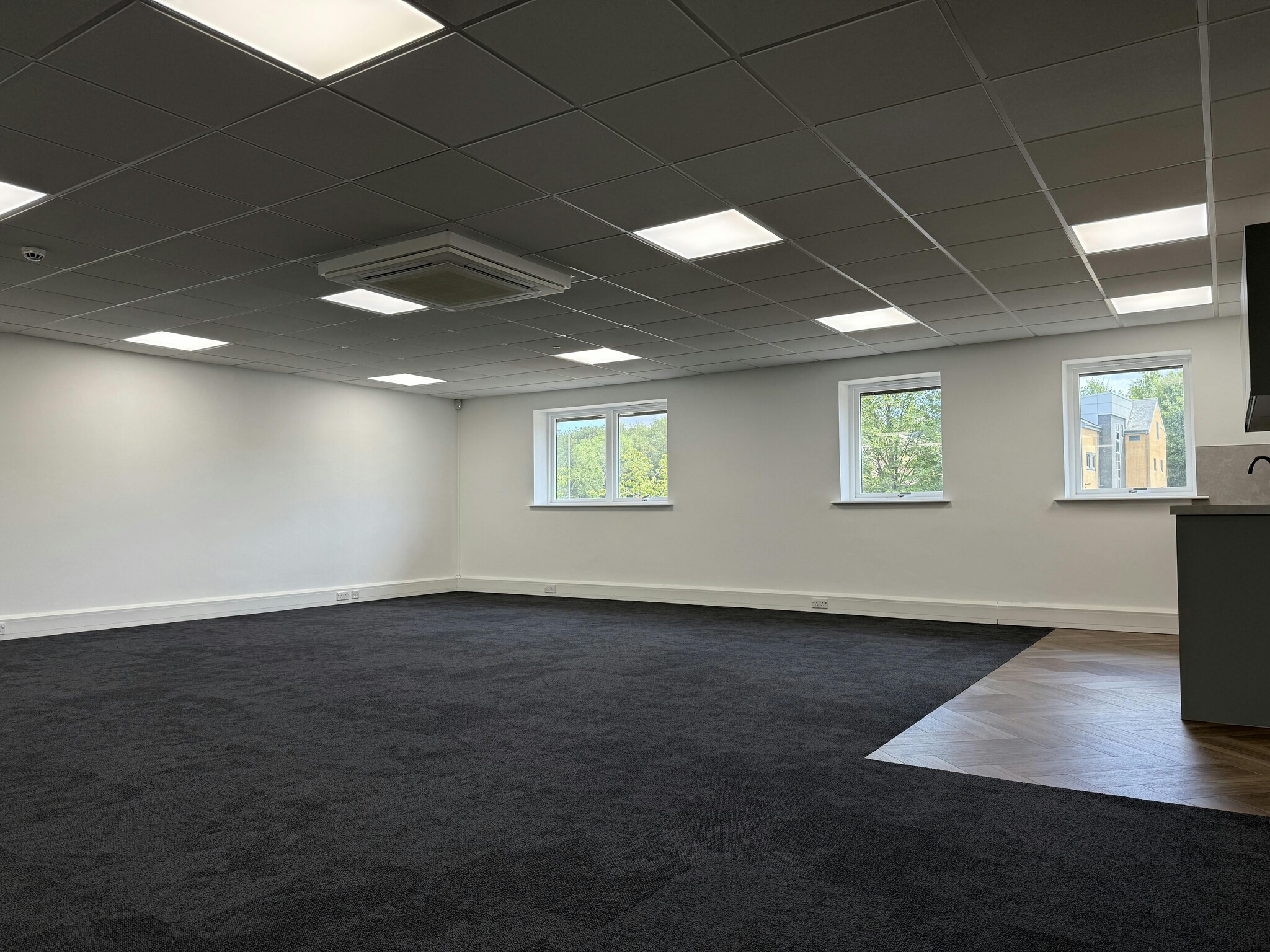 Royds Hall Rd, Leeds à louer Photo intérieure- Image 1 de 6