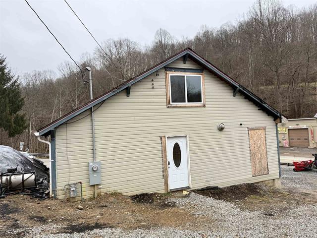 716-722 Husky Hwy, Barrackville, WV à vendre - Photo du bâtiment - Image 3 de 18
