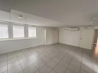 Plus de détails pour Bureau à vendre