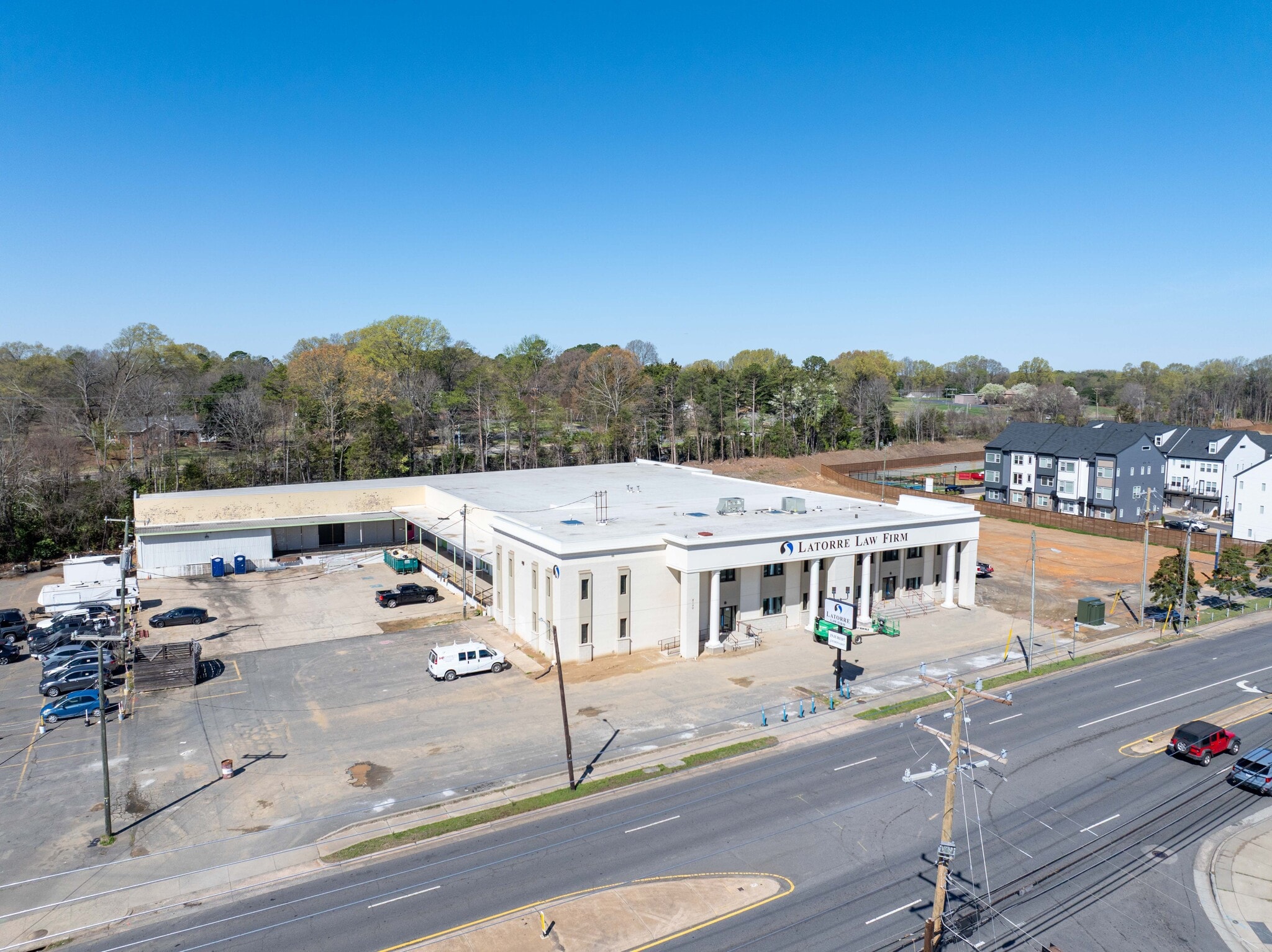 6700 South Blvd, Charlotte, NC for lease Primary Photo- Image 1 of 10