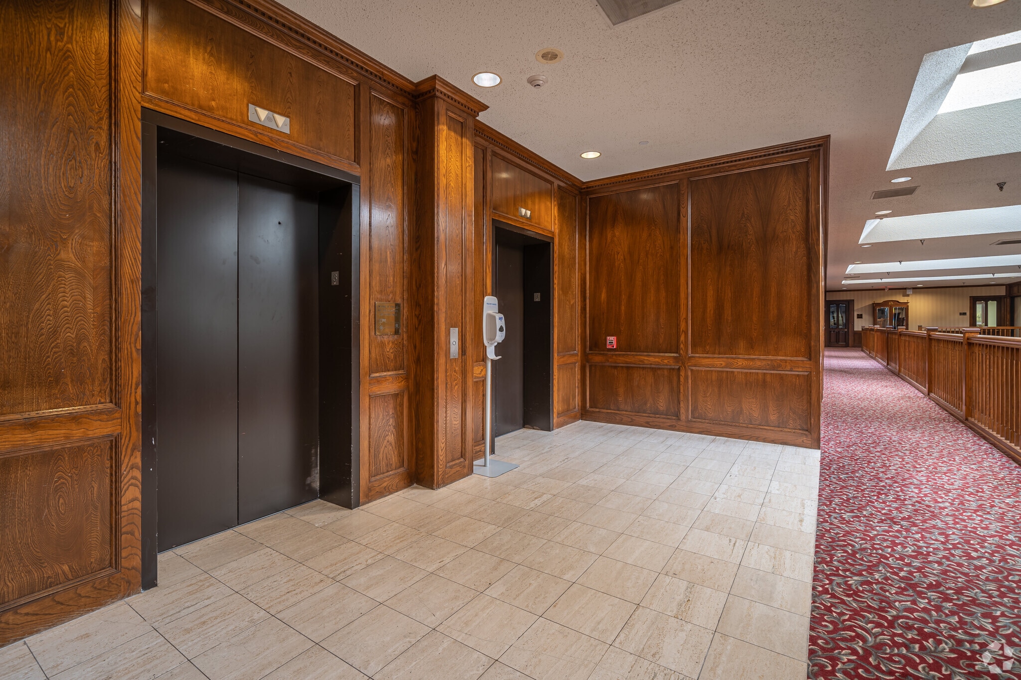 950 Echo Ln, Houston, TX à louer Photo intérieure- Image 1 de 2