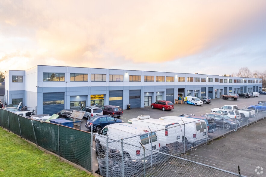 19696 Telegraph Trl, Langley Twp, BC à louer - Photo principale - Image 1 de 4