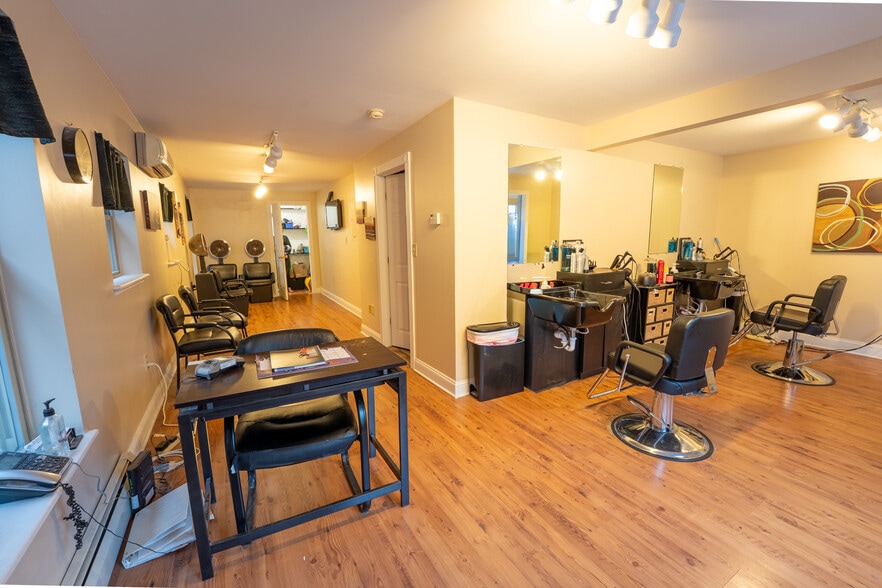 20 Washington St, Ballston Spa, NY à vendre - Photo du bâtiment - Image 2 de 30