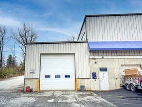 2800 Shelburne Rd, Shelburne, VT for lease Interior Photo- Image 1 of 3