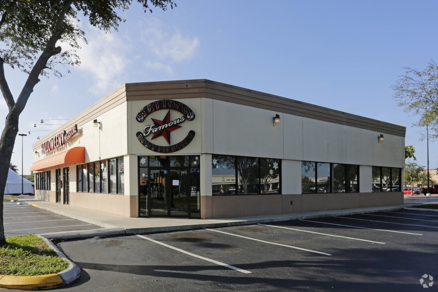 5120 S Cleveland Ave, Fort Myers, FL for sale - Building Photo - Image 2 of 4