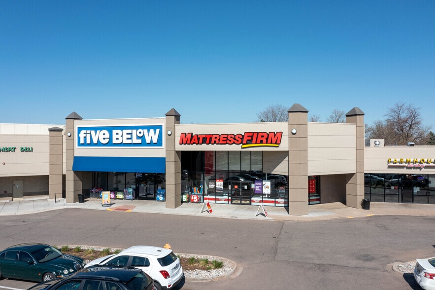 98 Wadsworth Blvd, Lakewood, CO à louer - Photo du bâtiment - Image 2 de 6