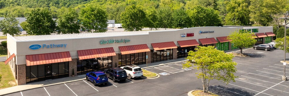 2120 Volunteer Pkwy, Bristol, TN for sale - Building Photo - Image 1 of 9