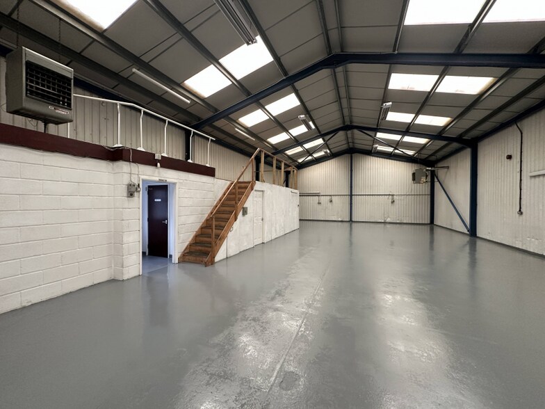 Wilson Way, Redruth for lease - Interior Photo - Image 3 of 3