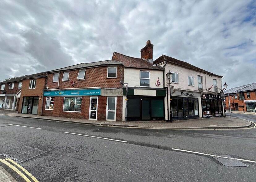 4 Eling Ln, Totton for lease - Building Photo - Image 1 of 1