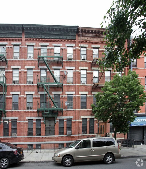 29 Patchen Ave, Brooklyn, NY for sale - Building Photo - Image 2 of 3