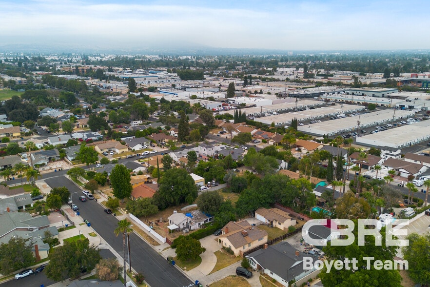 7800 Jordan Ave, Canoga Park, CA for sale - Building Photo - Image 2 of 24