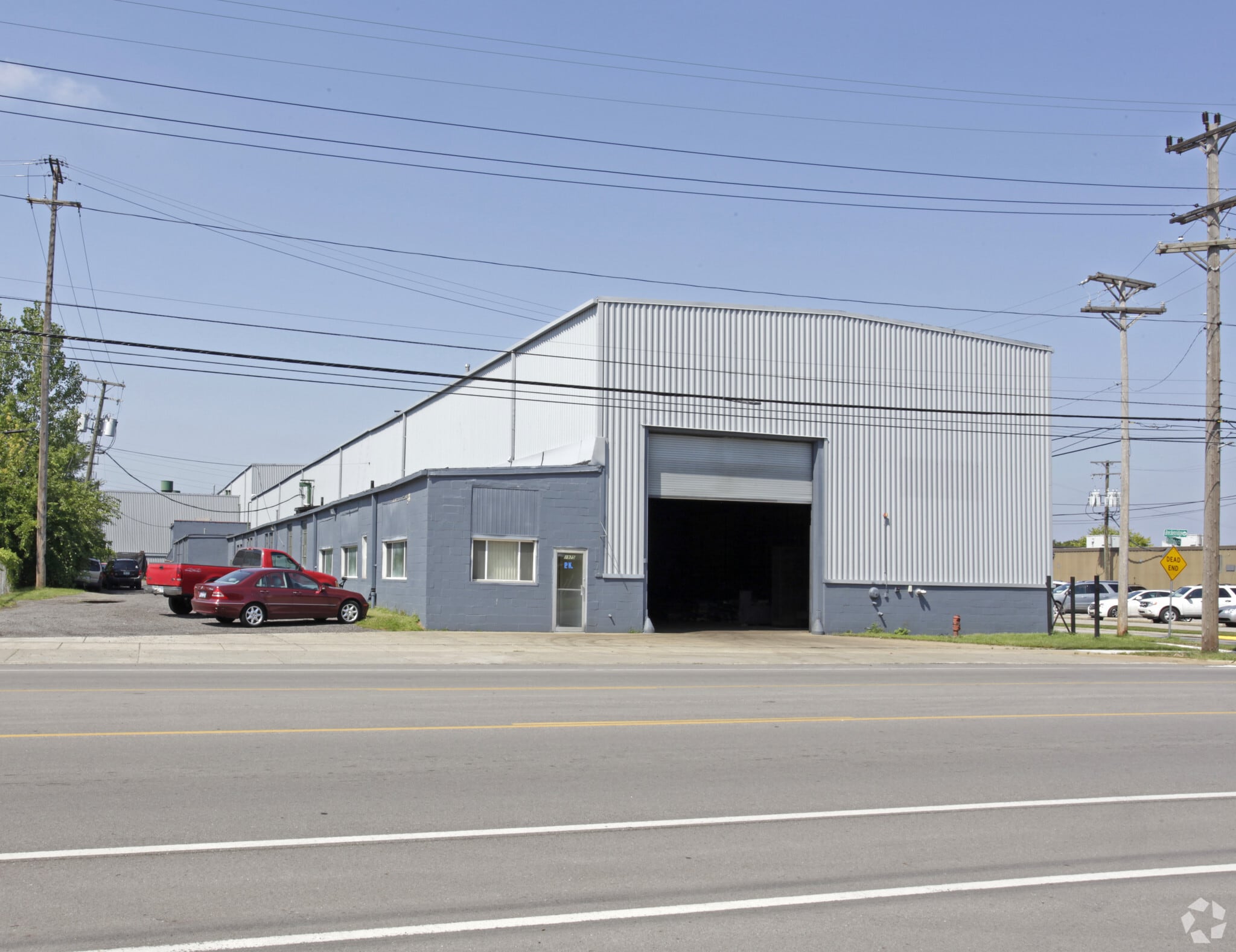 1975 Hilton Rd, Ferndale, MI for lease Primary Photo- Image 1 of 4