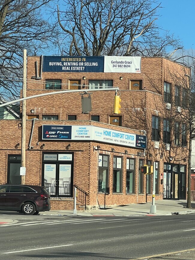 Plus de détails pour 9203 Astoria Blvd, East Elmhurst, NY - Bureau, Bureau/Commerce de détail à louer