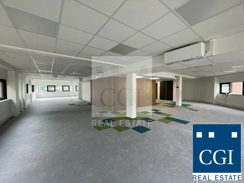 Bureau dans Seyssins à vendre - Photo du bâtiment - Image 2 de 4