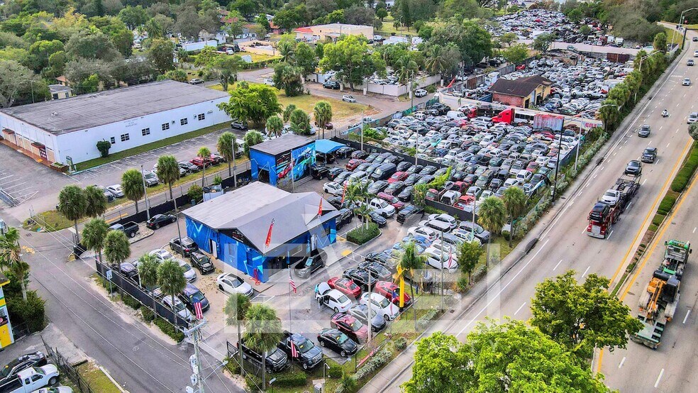 1730 W Sunrise Blvd, Fort Lauderdale, FL à vendre - Photo du bâtiment - Image 3 de 15