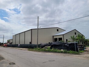 146 2nd St, Homestead, FL for lease Building Photo- Image 1 of 5