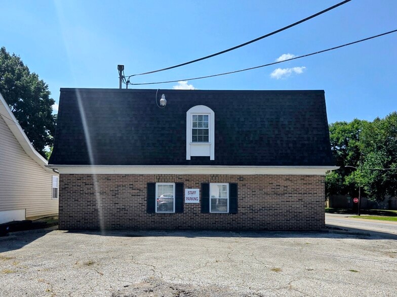 450 2nd St, Saint Albans, WV for sale - Building Photo - Image 3 of 6