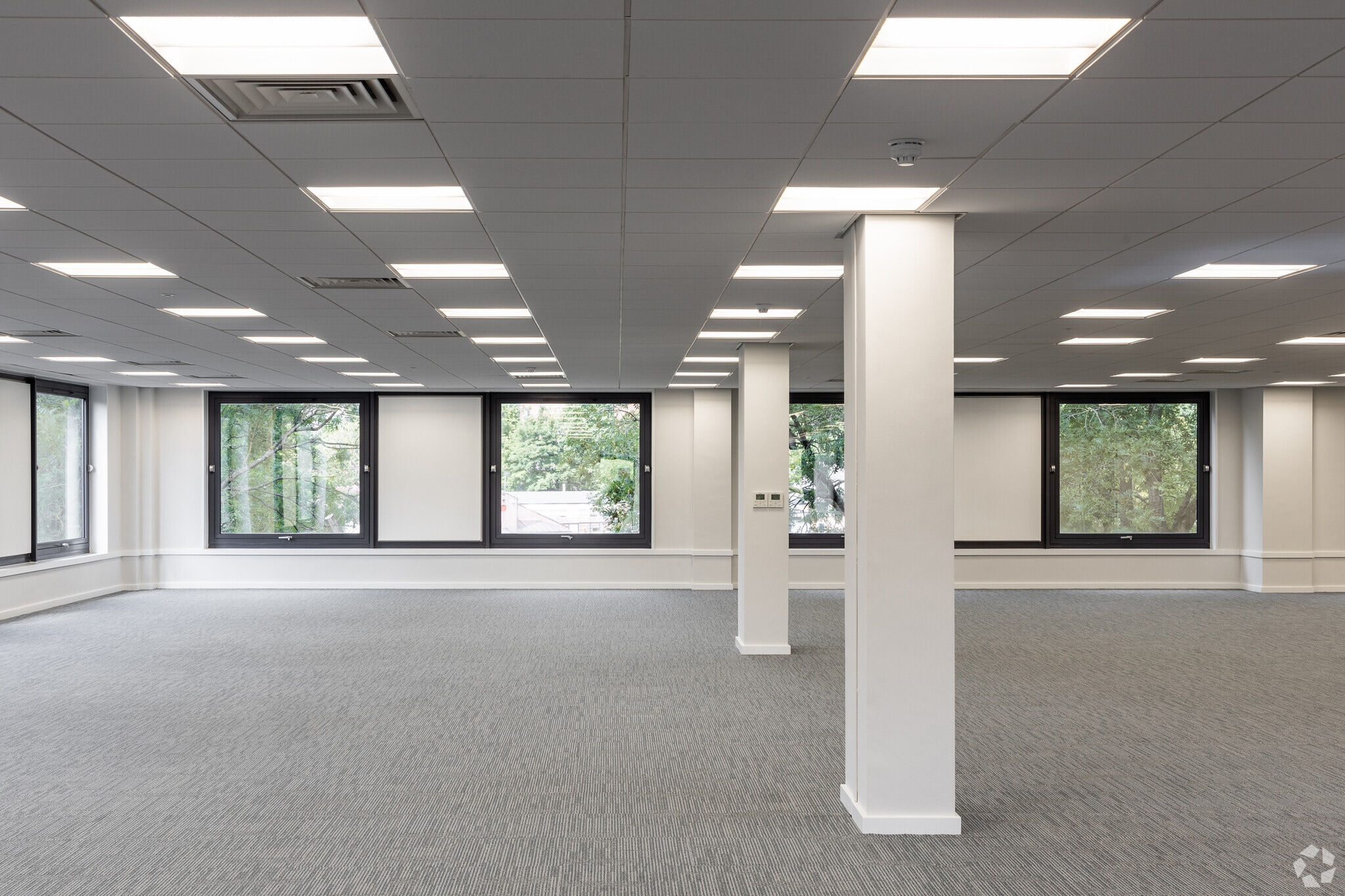 65-71 London Rd, Redhill for lease Interior Photo- Image 1 of 9