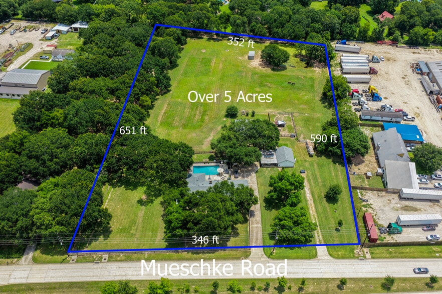 18334 Mueschke Rd, Cypress, TX for sale - Building Photo - Image 2 of 26